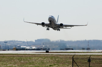 How to Keep Yourself Healthy on Long Haul Flights