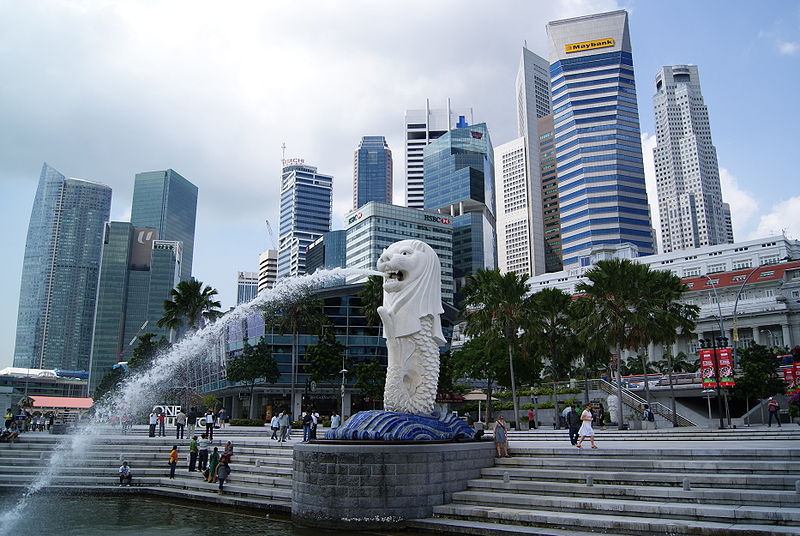 800px-Merlion_and_the_Singapore_Skyline