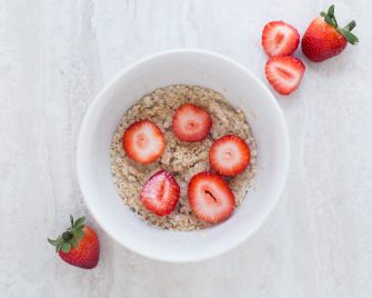 Why You Should Eat Oatmeal Everyday