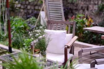 Tips for Getting Your Backyard Ready for Entertaining This Summer