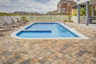 The Latest Trends in Home Pool Design and Technology