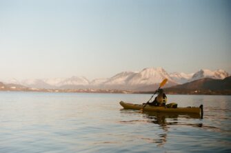 How To Easily Transport A Kayak On Your Jeep